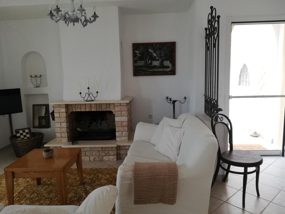 Olea Home Agia Pelagia Chlomou Bagian luar foto