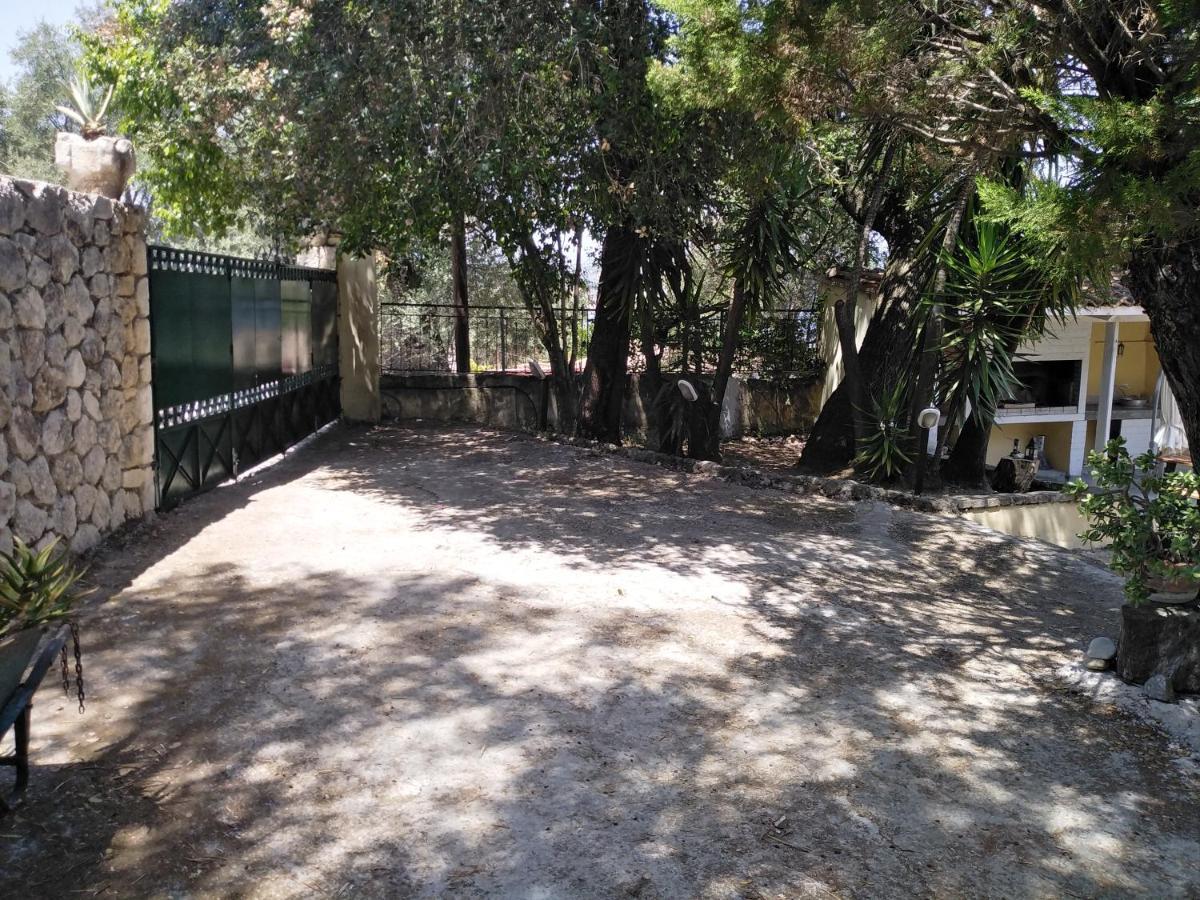 Olea Home Agia Pelagia Chlomou Bagian luar foto